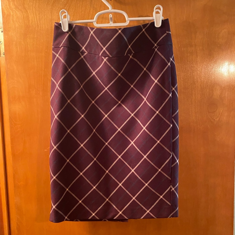 Pencil skirt